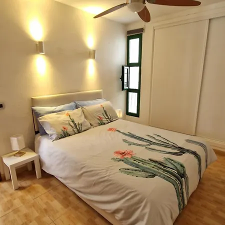 Lukite House アパート