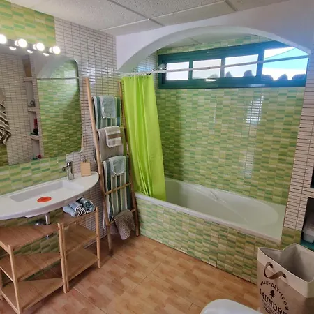 Lukite House * ティアス