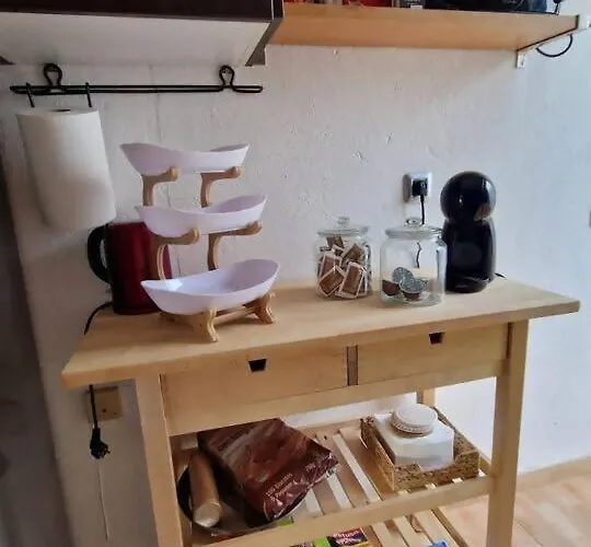 Lukite House * Tías